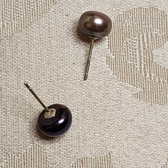 VINTAGE MISMATCHED HAITIAN PEARL STUD EARRINGS – 925 STERLING SILVER, AS-IS - Picture 3 of 14